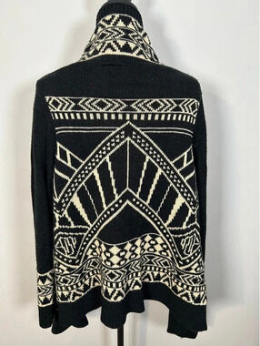 Love Point S/M Black Cream Aztec Geometric Open Front Cardigan Sweater